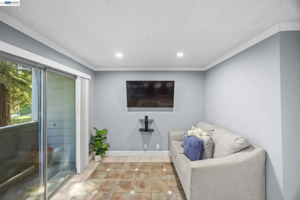 29627 Desert Oak Ct Unit #26 Hayward CA 94544