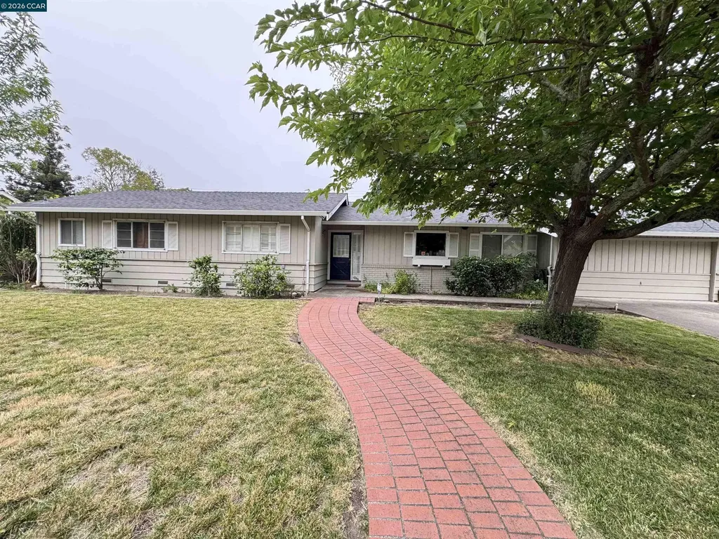 1142 Larch Avenue Moraga CA 94556