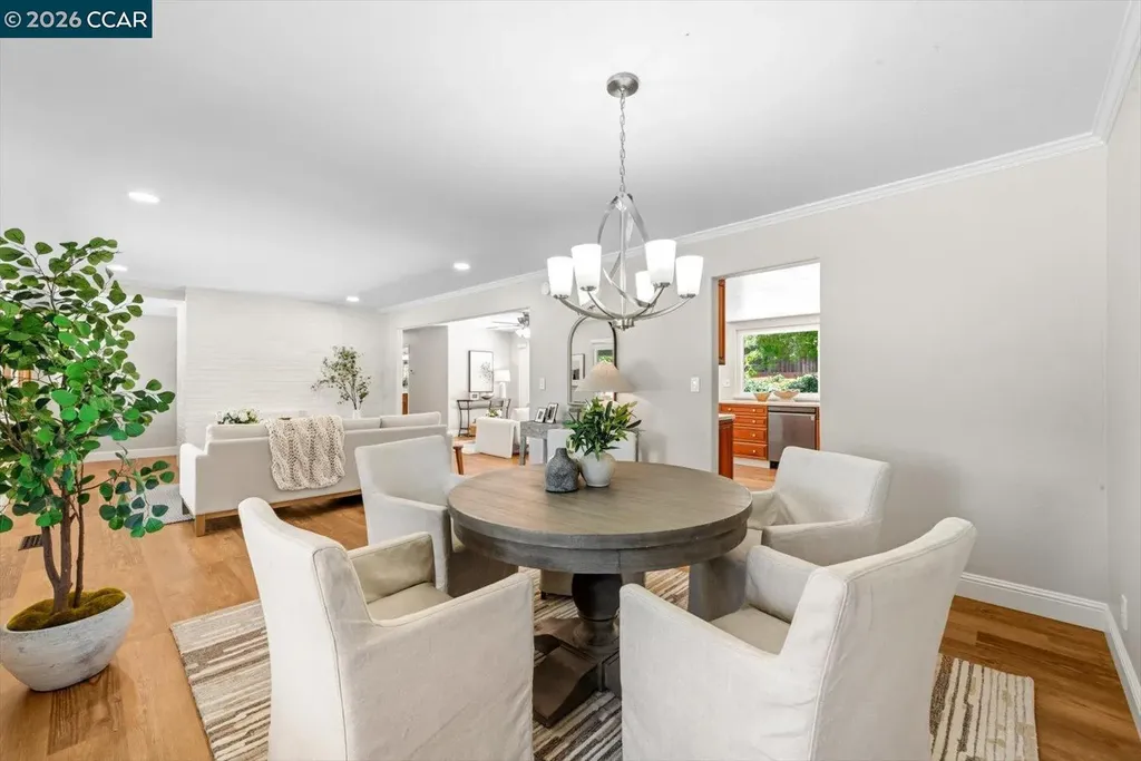 256 Mountaire Circle Clayton CA 94517