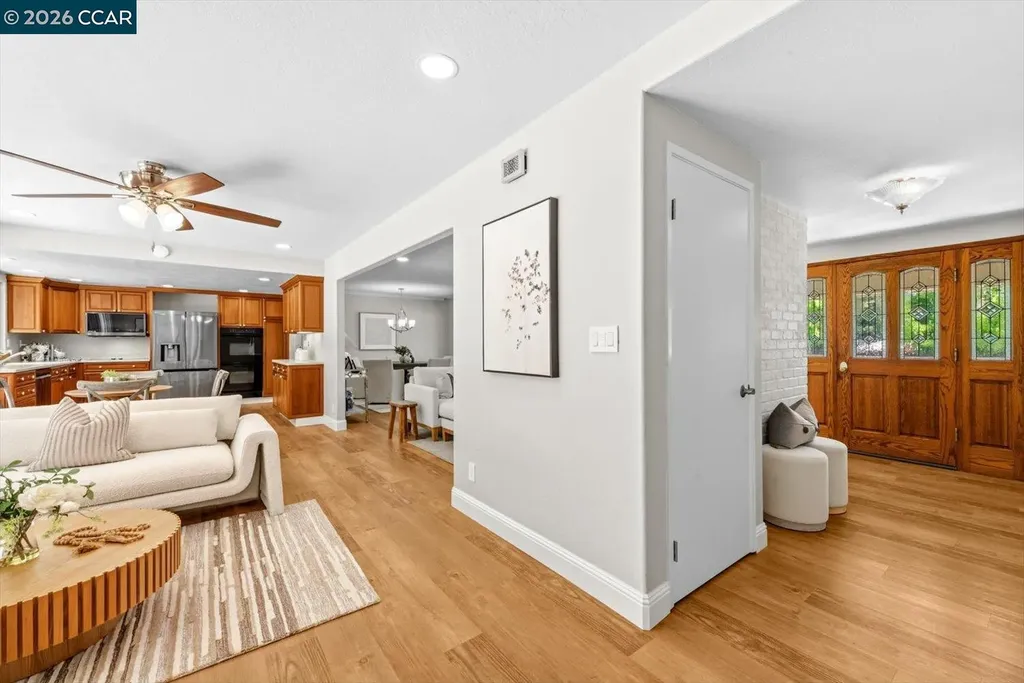 256 Mountaire Circle Clayton CA 94517