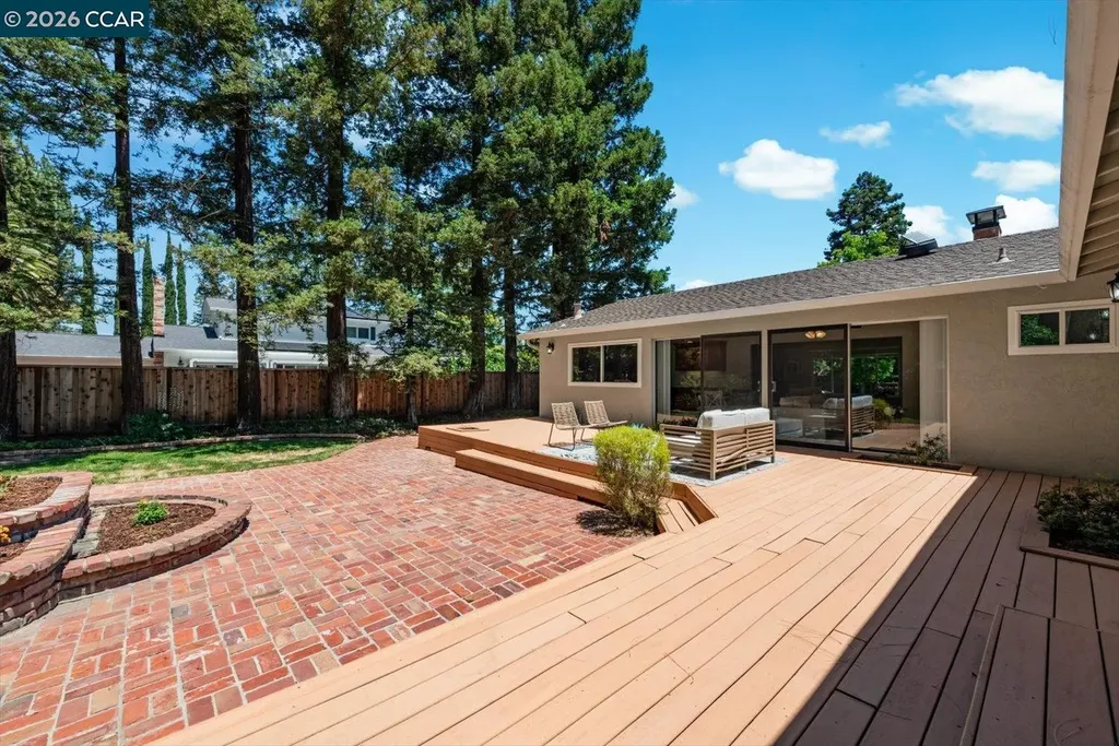 256 Mountaire Circle Clayton CA 94517