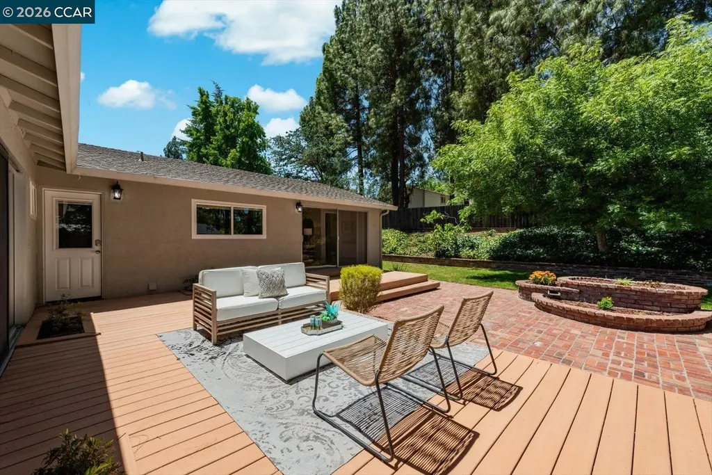 256 Mountaire Circle Clayton CA 94517