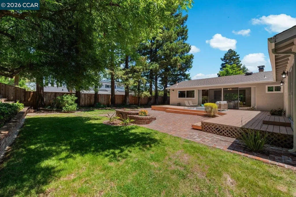 256 Mountaire Circle Clayton CA 94517