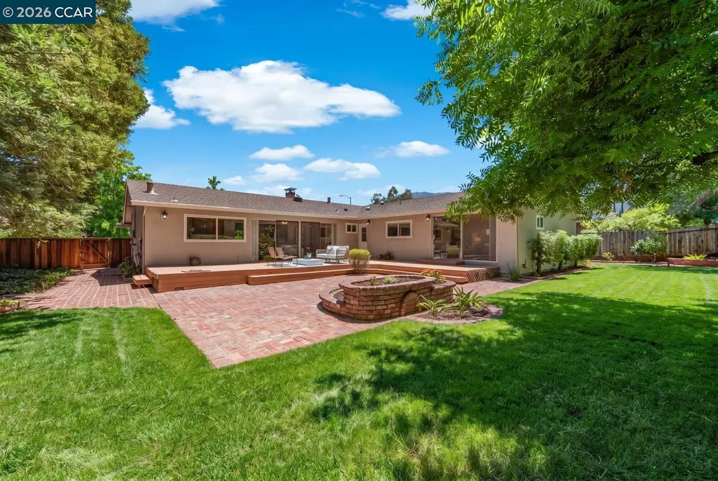 256 Mountaire Circle Clayton CA 94517