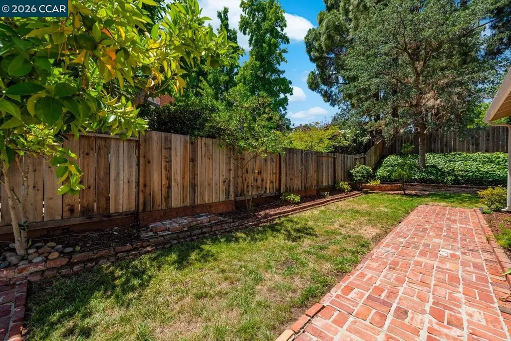 256 Mountaire Circle Clayton CA 94517