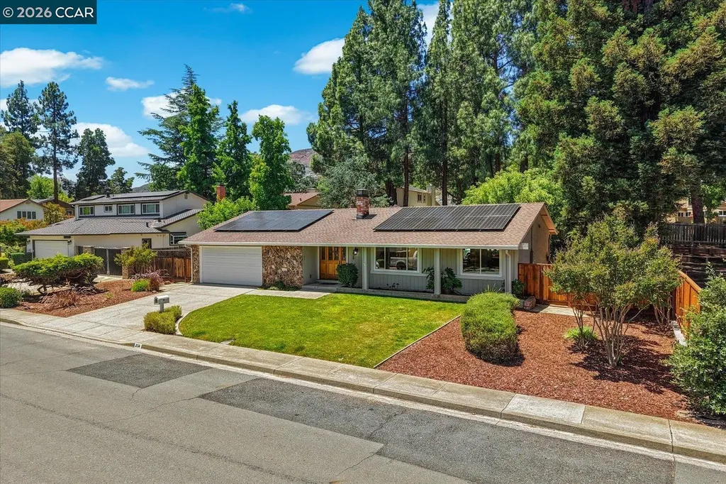256 Mountaire Circle Clayton CA 94517