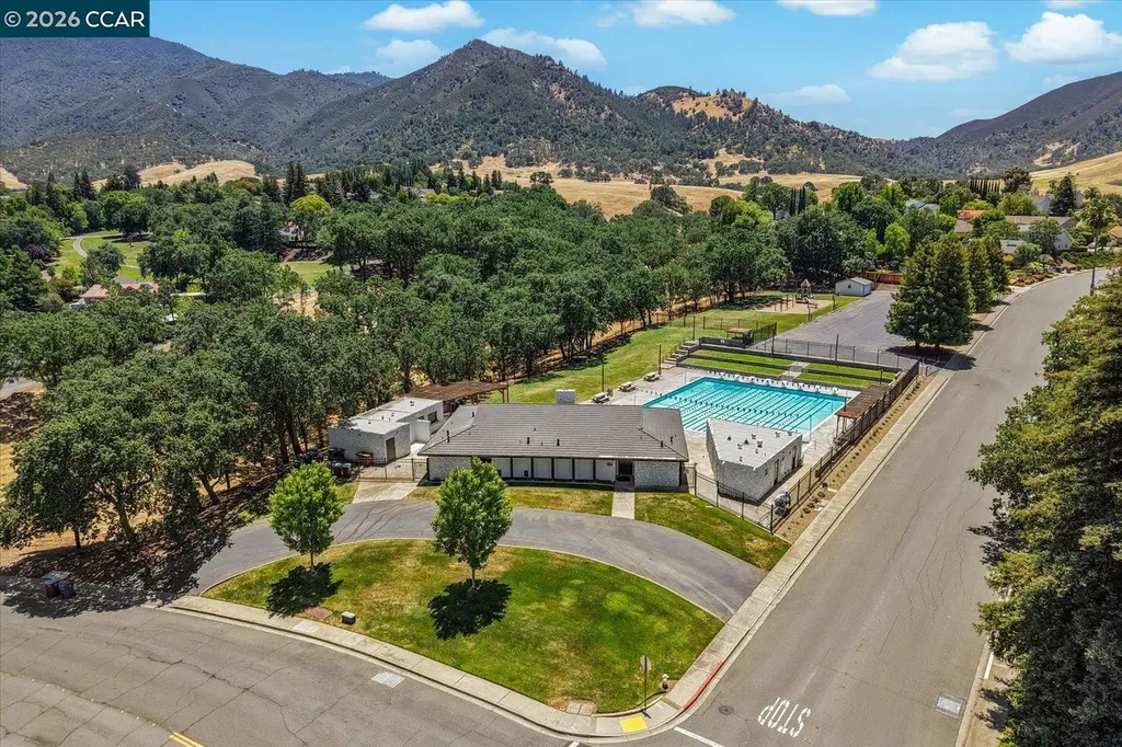 256 Mountaire Circle Clayton CA 94517