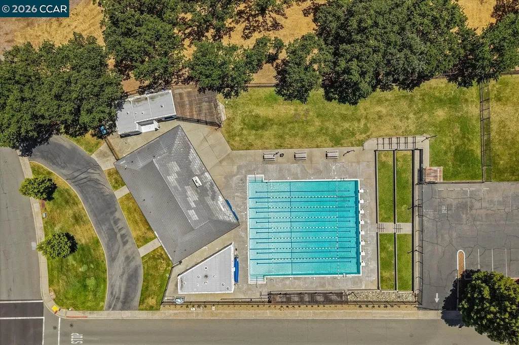 256 Mountaire Circle Clayton CA 94517