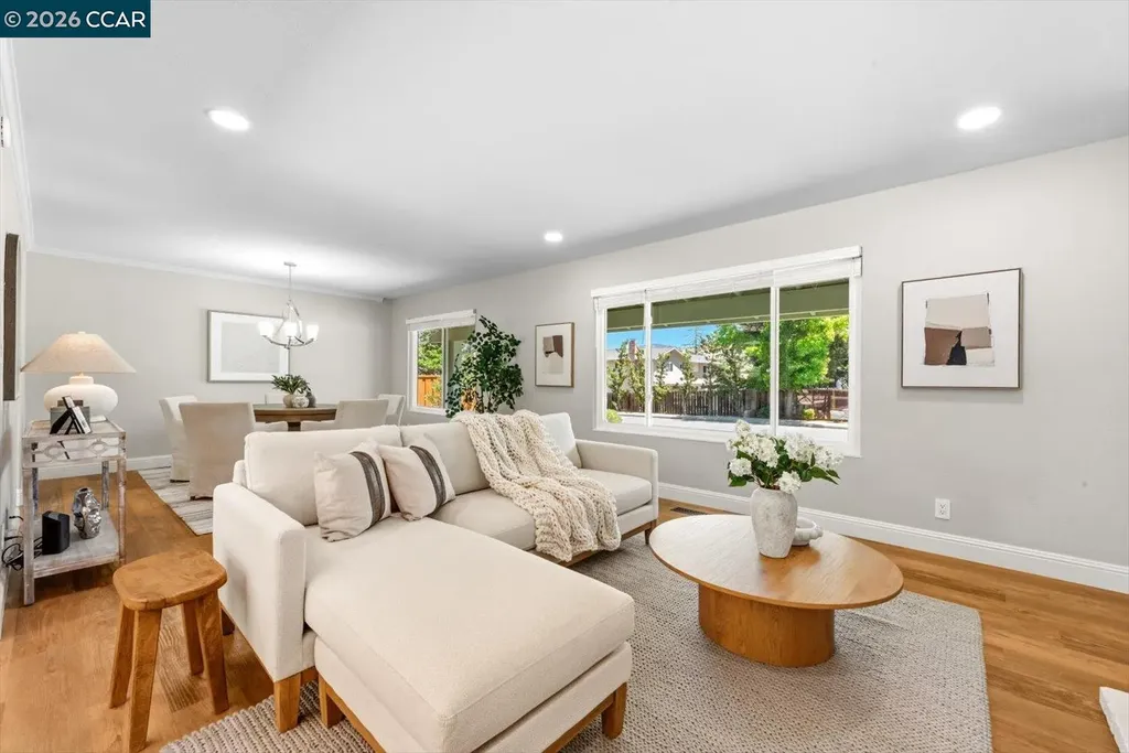 256 Mountaire Circle Clayton CA 94517
