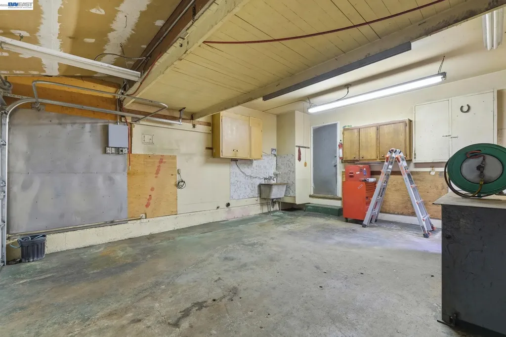 3838 Monterey Boulevard San Leandro CA 94578
