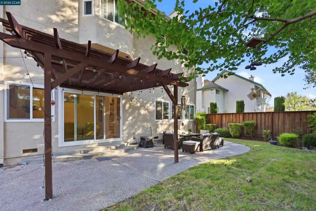 142 Sussex Court San Ramon CA 94582