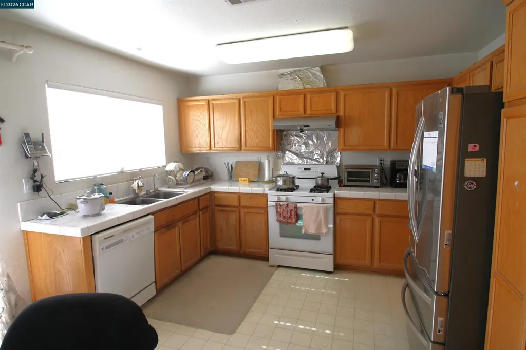576 Ross Circle Martinez CA 94553