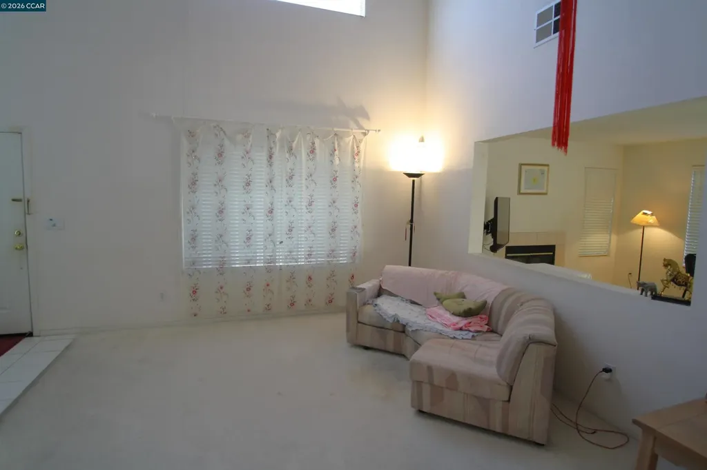 576 Ross Circle Martinez CA 94553