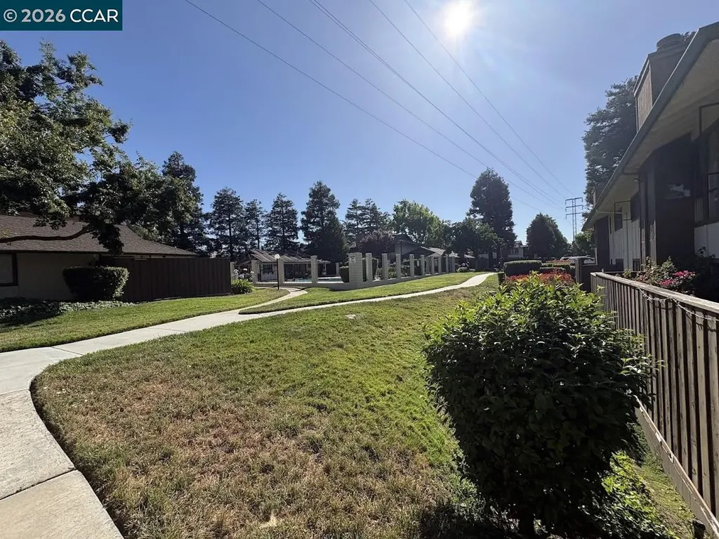 2405 Sunny Lane #4 Antioch CA 94509