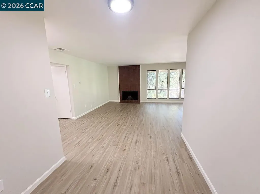 2405 Sunny Lane #4 Antioch CA 94509