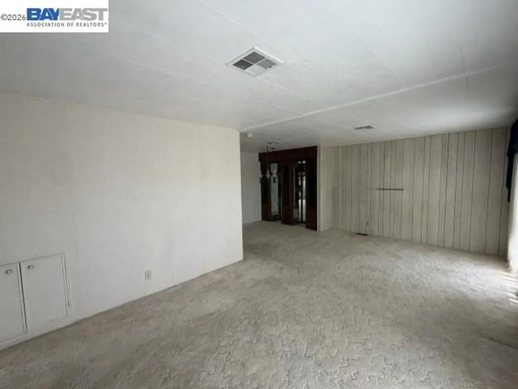 27937 Pueblo Calle Hayward CA 94545