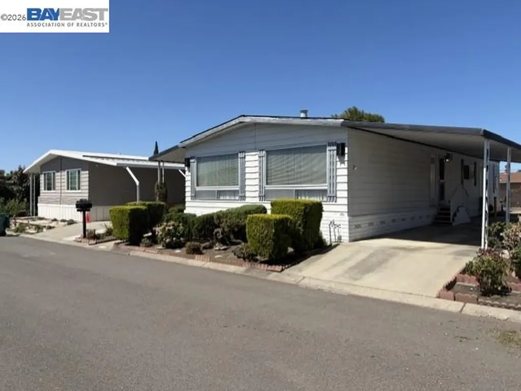 27937 Pueblo Calle Hayward CA 94545