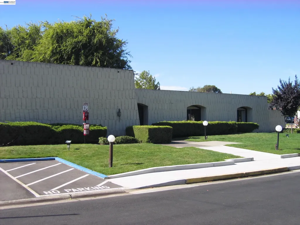 27937 Pueblo Calle Hayward CA 94545