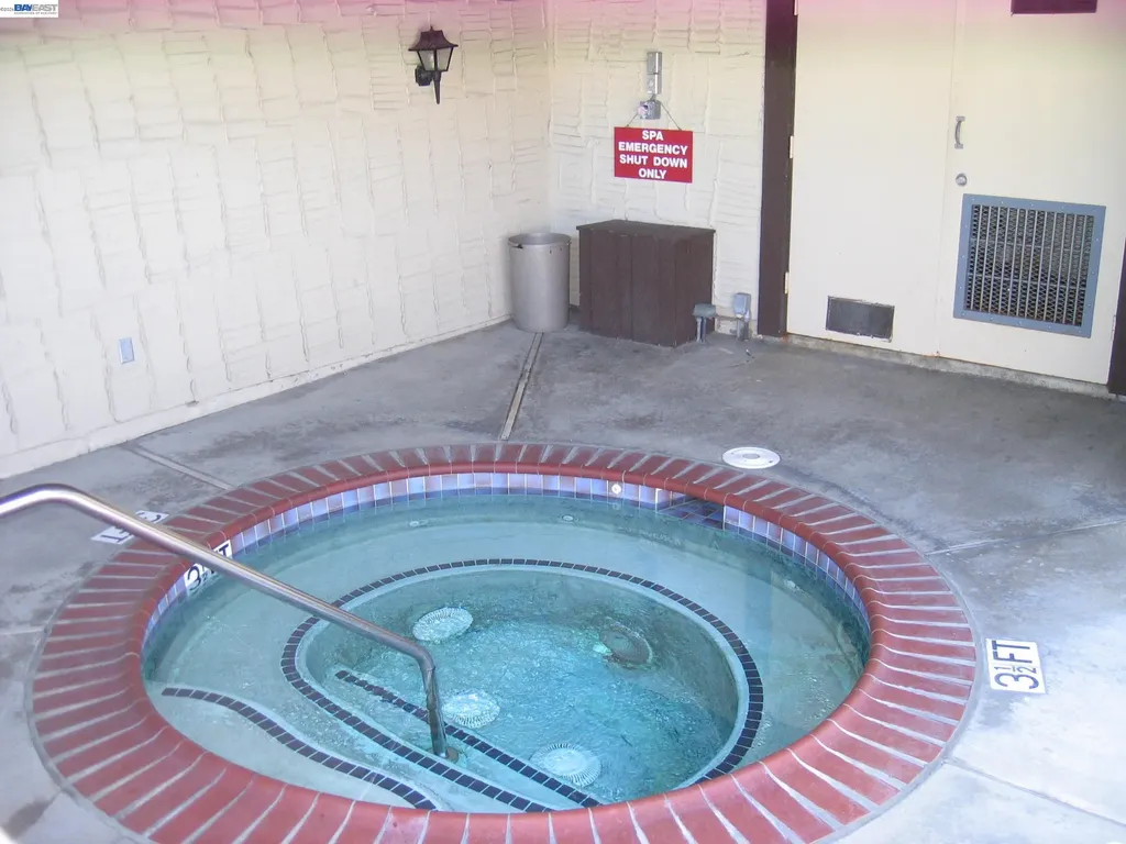 27937 Pueblo Calle Hayward CA 94545