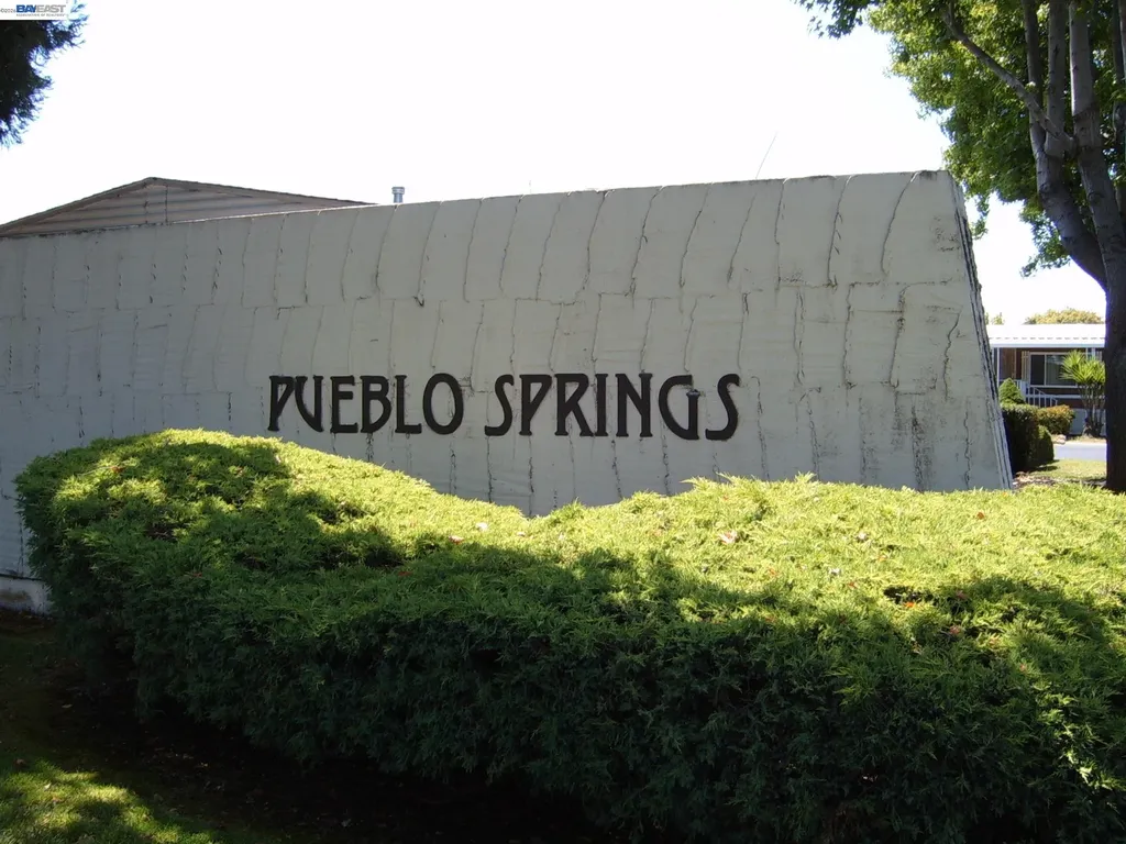 27937 Pueblo Calle Hayward CA 94545