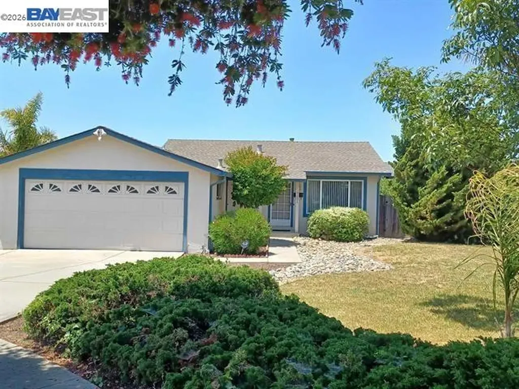7601 Redbud Court Newark CA 94560