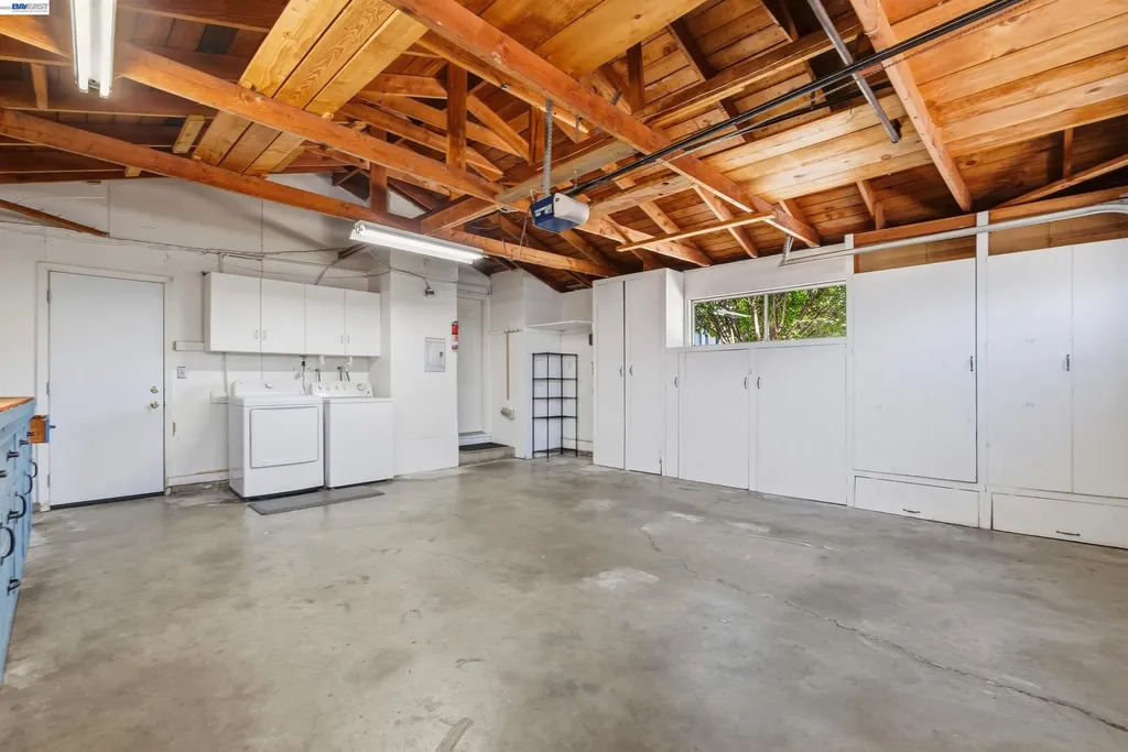 7601 Redbud Court Newark CA 94560