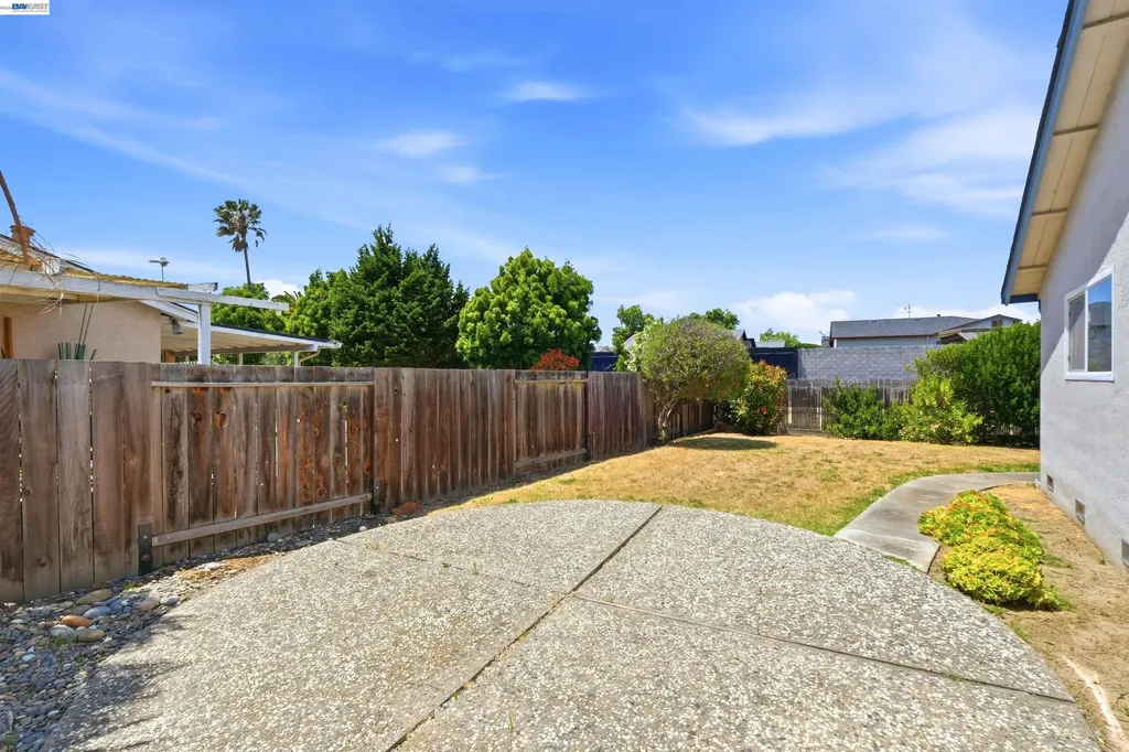 7601 Redbud Court Newark CA 94560