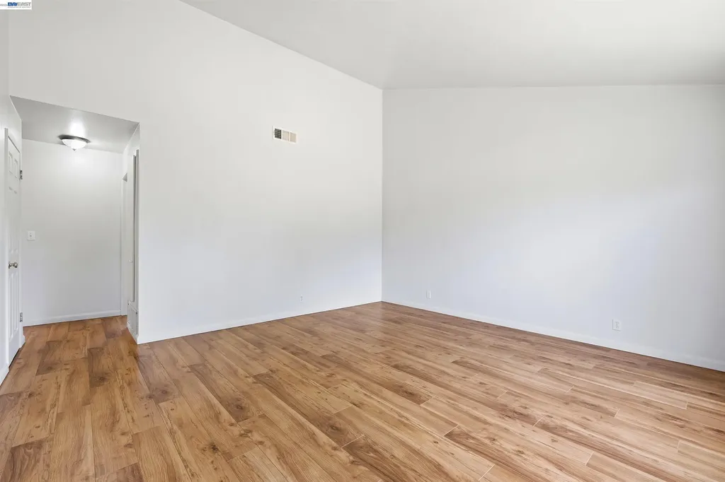 7601 Redbud Court Newark CA 94560