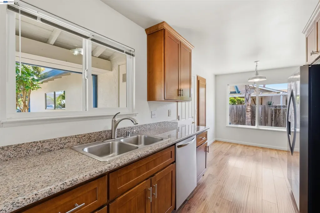 7601 Redbud Court Newark CA 94560