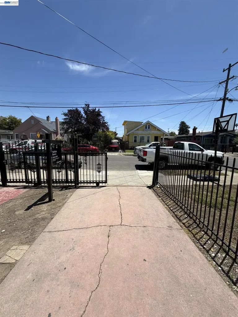 1363 61st Avenue Oakland CA 94621