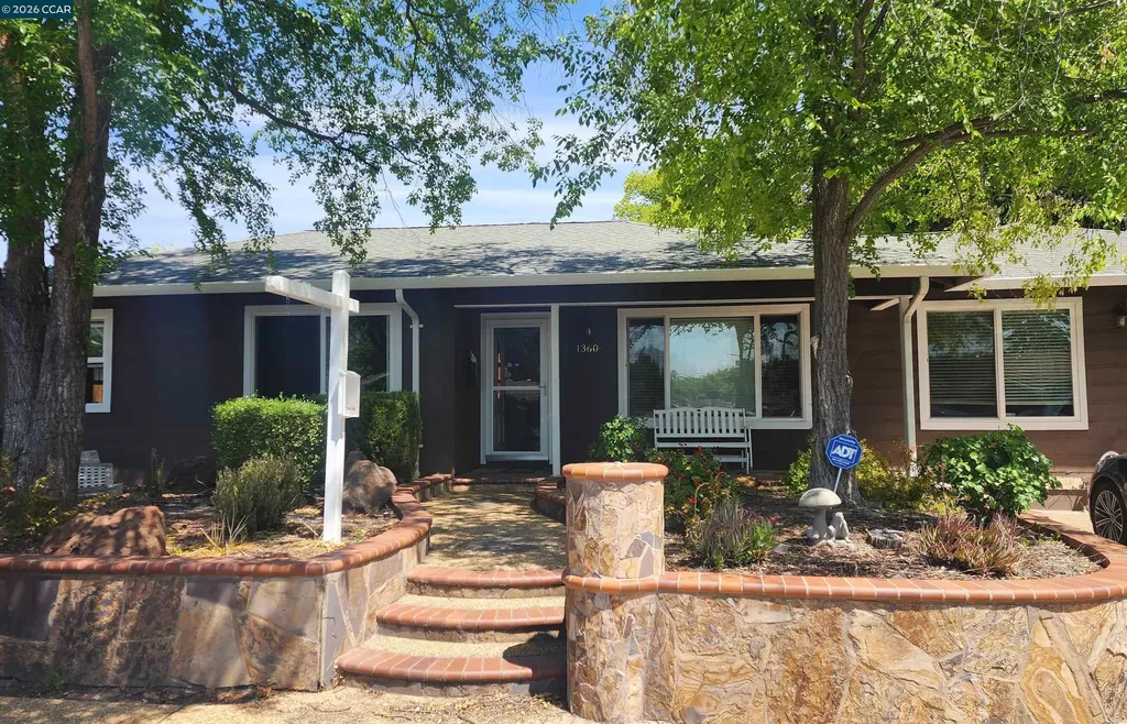 1360 Grove Way Concord CA 94518