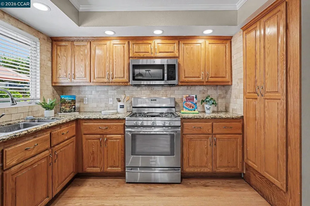 1360 Grove Way Concord CA 94518