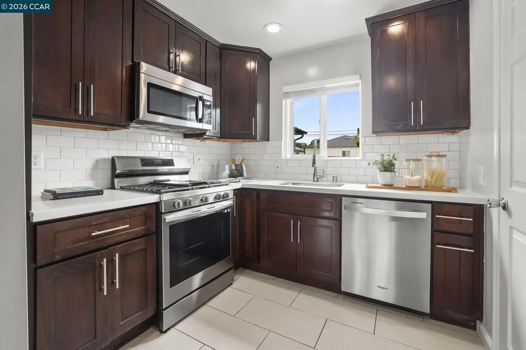 2818 Greenwood Drive San Pablo CA 94806