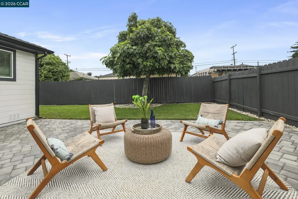 2818 Greenwood Drive San Pablo CA 94806