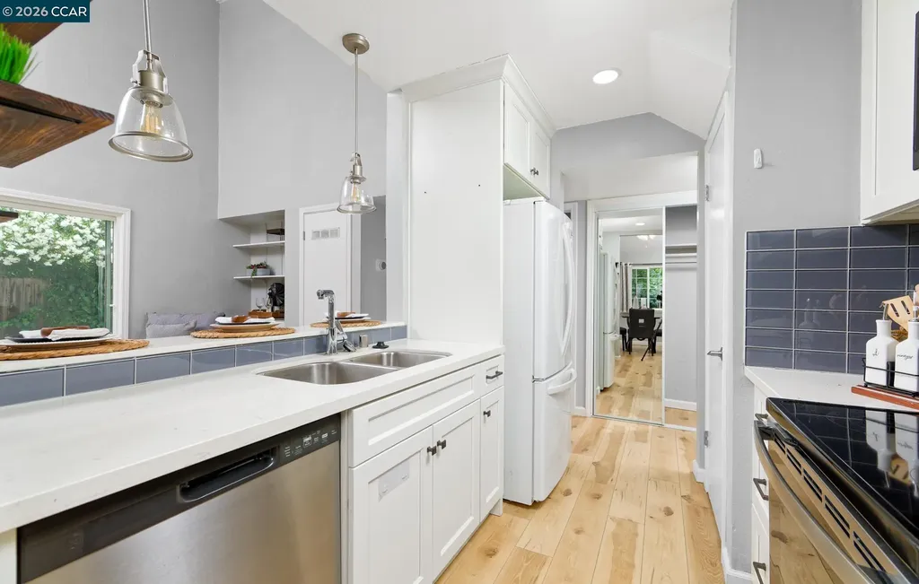 3367 Benton Street Concord CA 94519