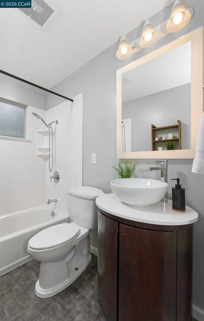 3367 Benton Street Concord CA 94519