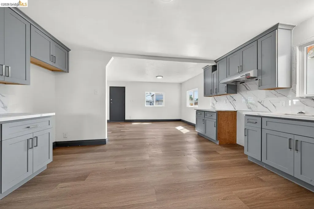 5533 Edgerly Street Oakland CA 94621