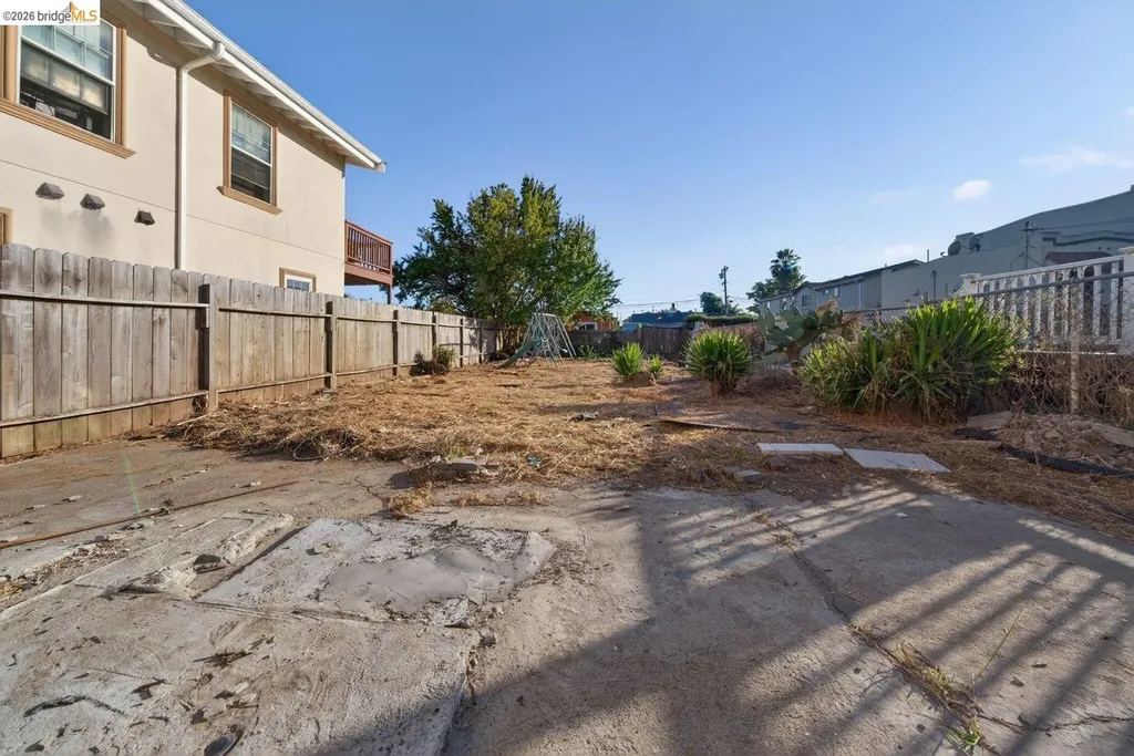 5533 Edgerly Street Oakland CA 94621