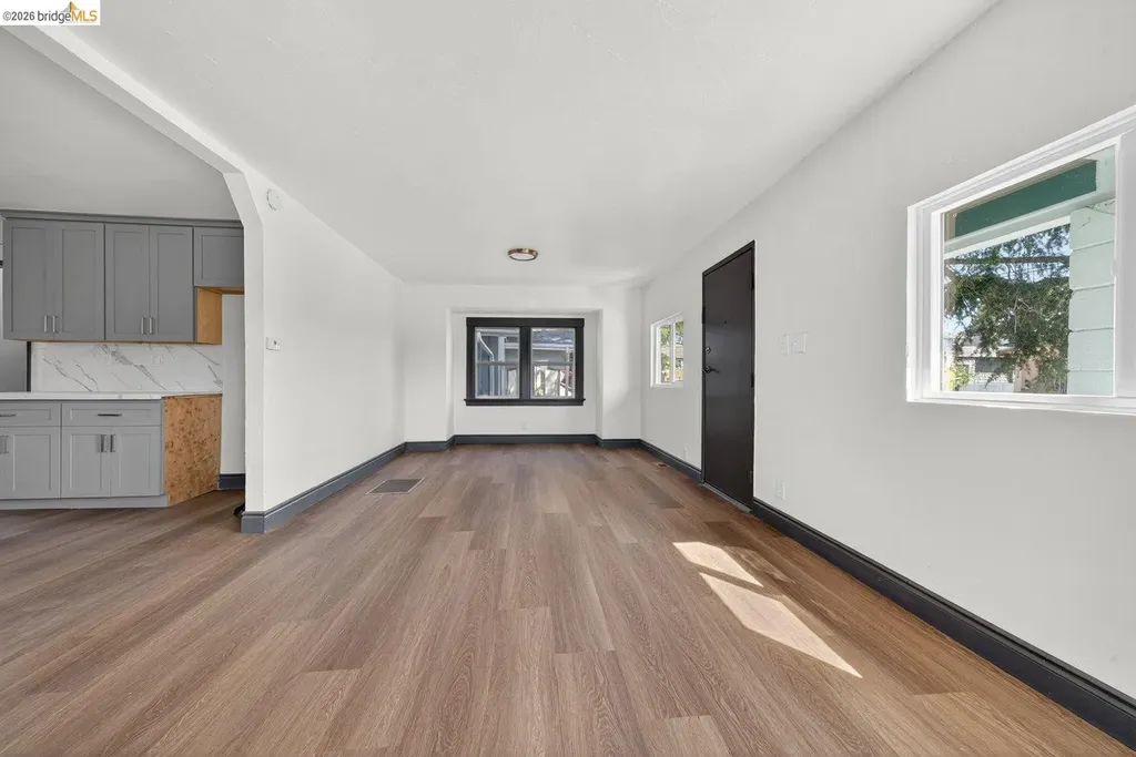 5533 Edgerly Street Oakland CA 94621