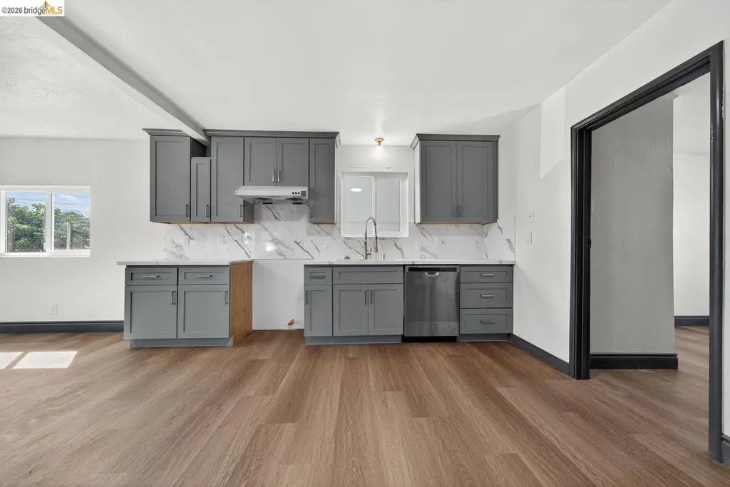 5533 Edgerly Street Oakland CA 94621
