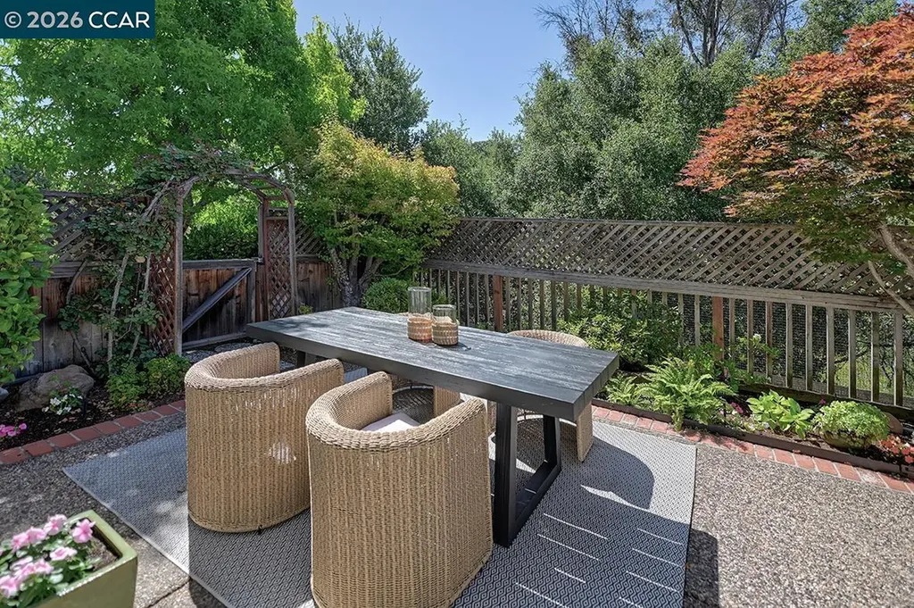 1706 Comstock Drive Walnut Creek CA 94595