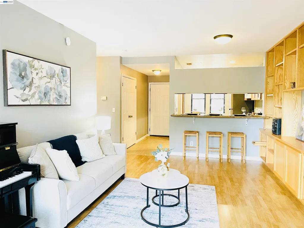 320 Villa Way Walnut Creek CA 94595