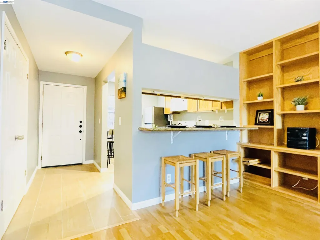 320 Villa Way Walnut Creek CA 94595