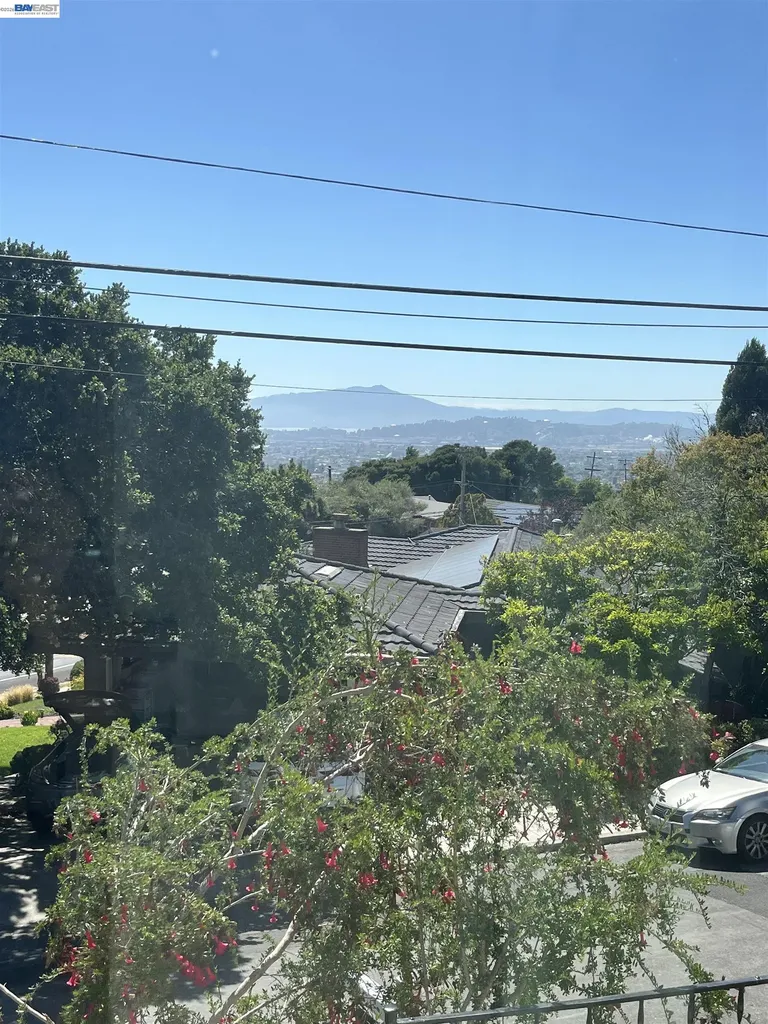 2608 Monte Vista Avenue El Cerrito CA 94530