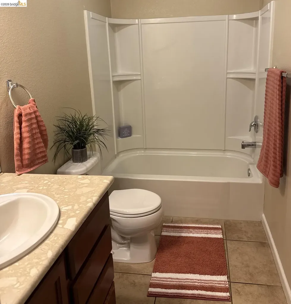 24 Mandrake Court Oakley CA 94561