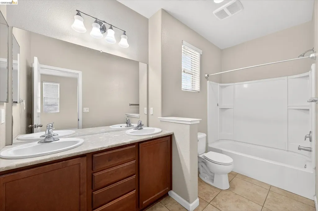 24 Mandrake Court Oakley CA 94561