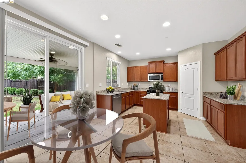 24 Mandrake Court Oakley CA 94561