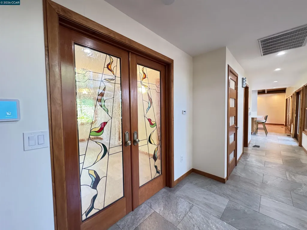 163 El Toyonal Orinda CA 94563