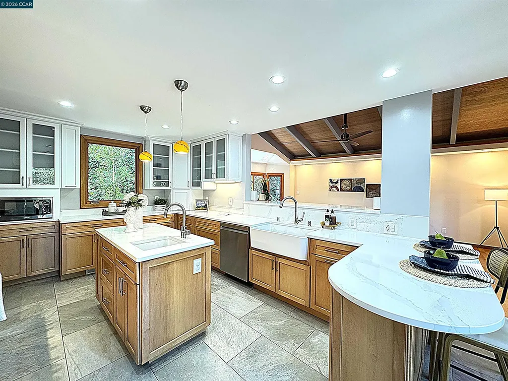 163 El Toyonal Orinda CA 94563