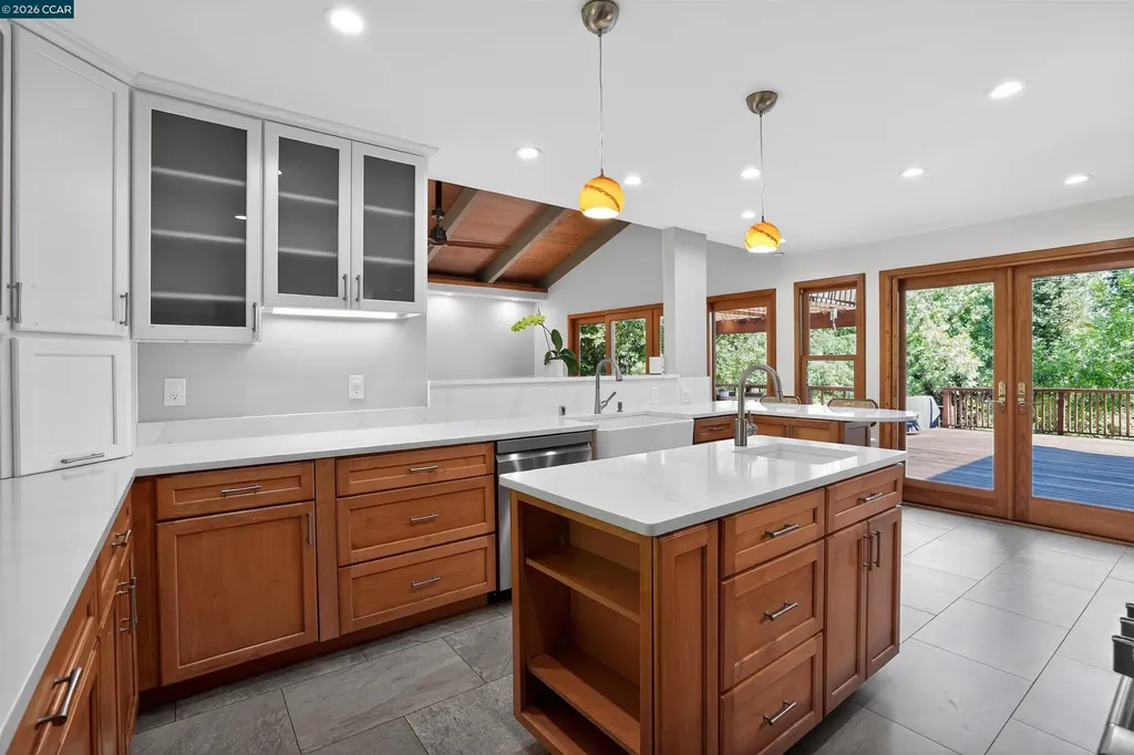 163 El Toyonal Orinda CA 94563